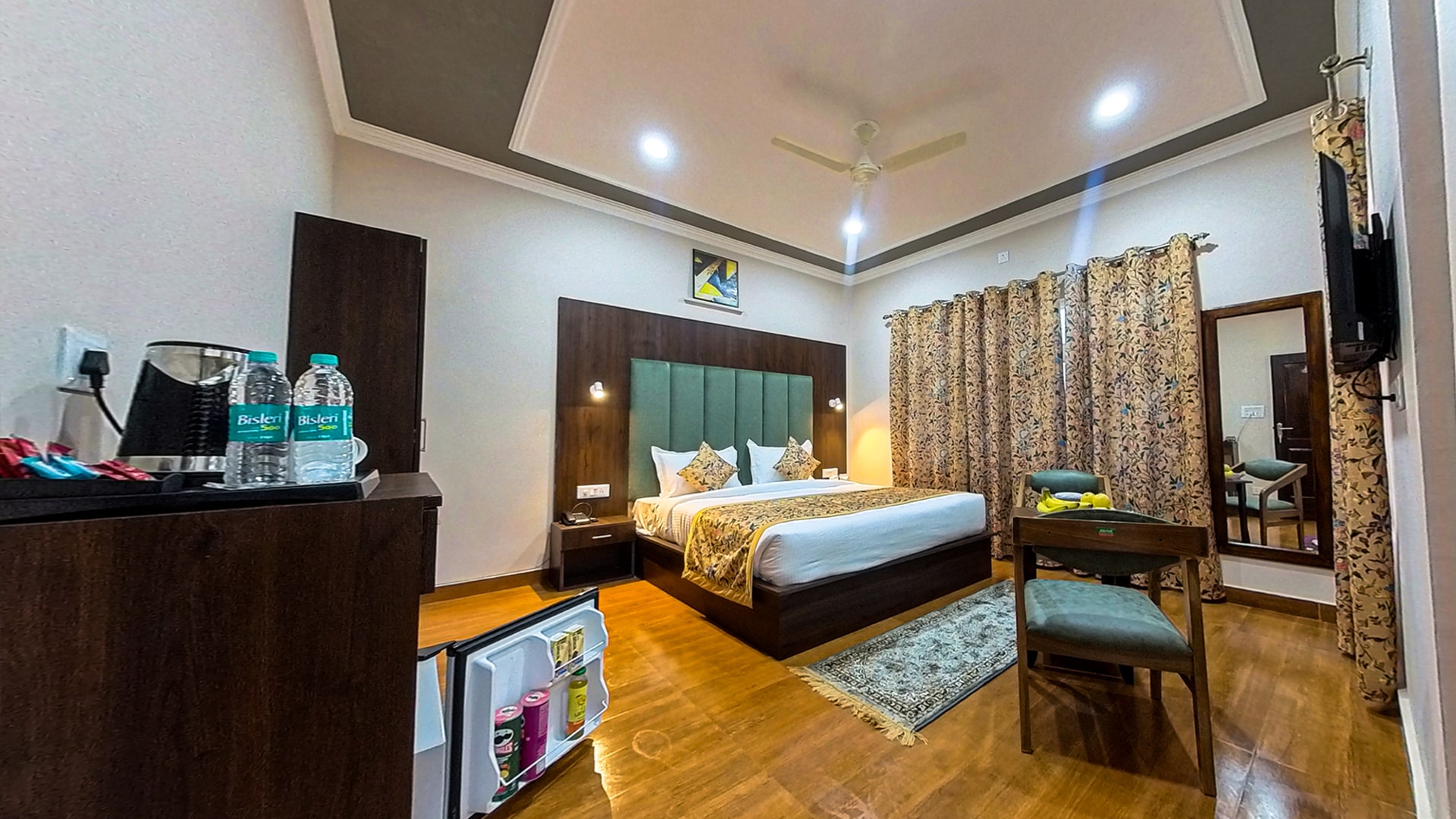 Super Deluxe Room